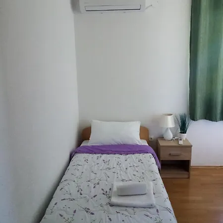 Guest house Janja *