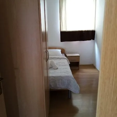 Guest house Janja *